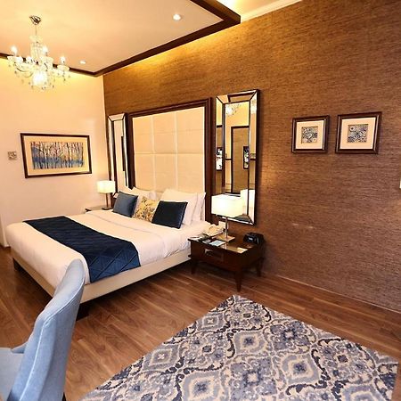 Hotel Ramada By Wyndham Multan Extérieur photo
