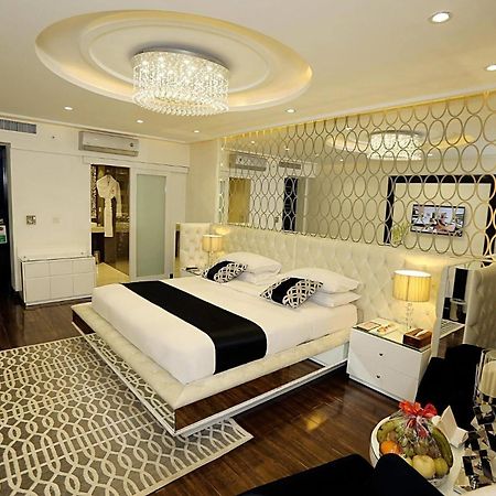 Hotel Ramada By Wyndham Multan Extérieur photo