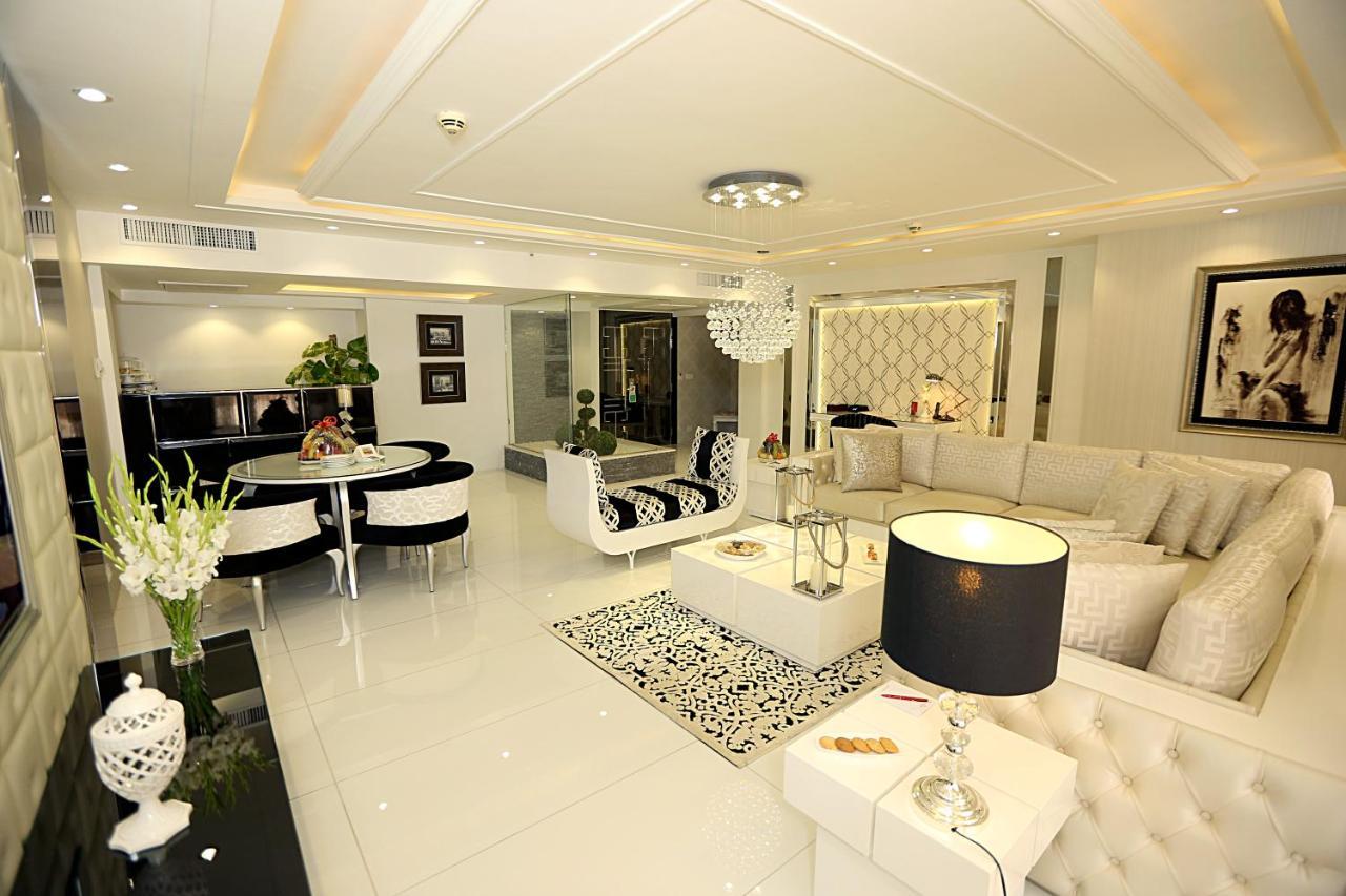 Hotel Ramada By Wyndham Multan Extérieur photo