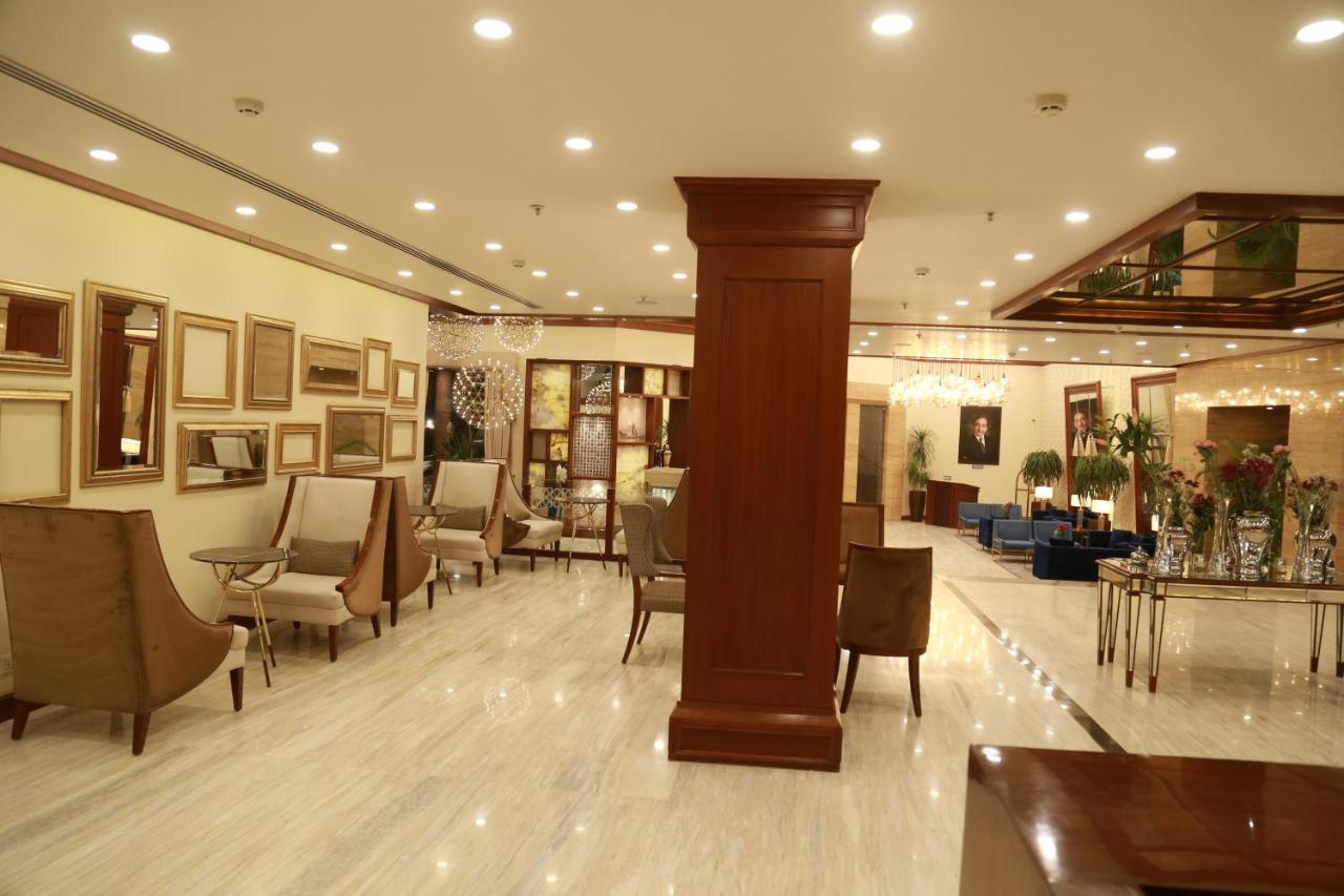 Hotel Ramada By Wyndham Multan Extérieur photo