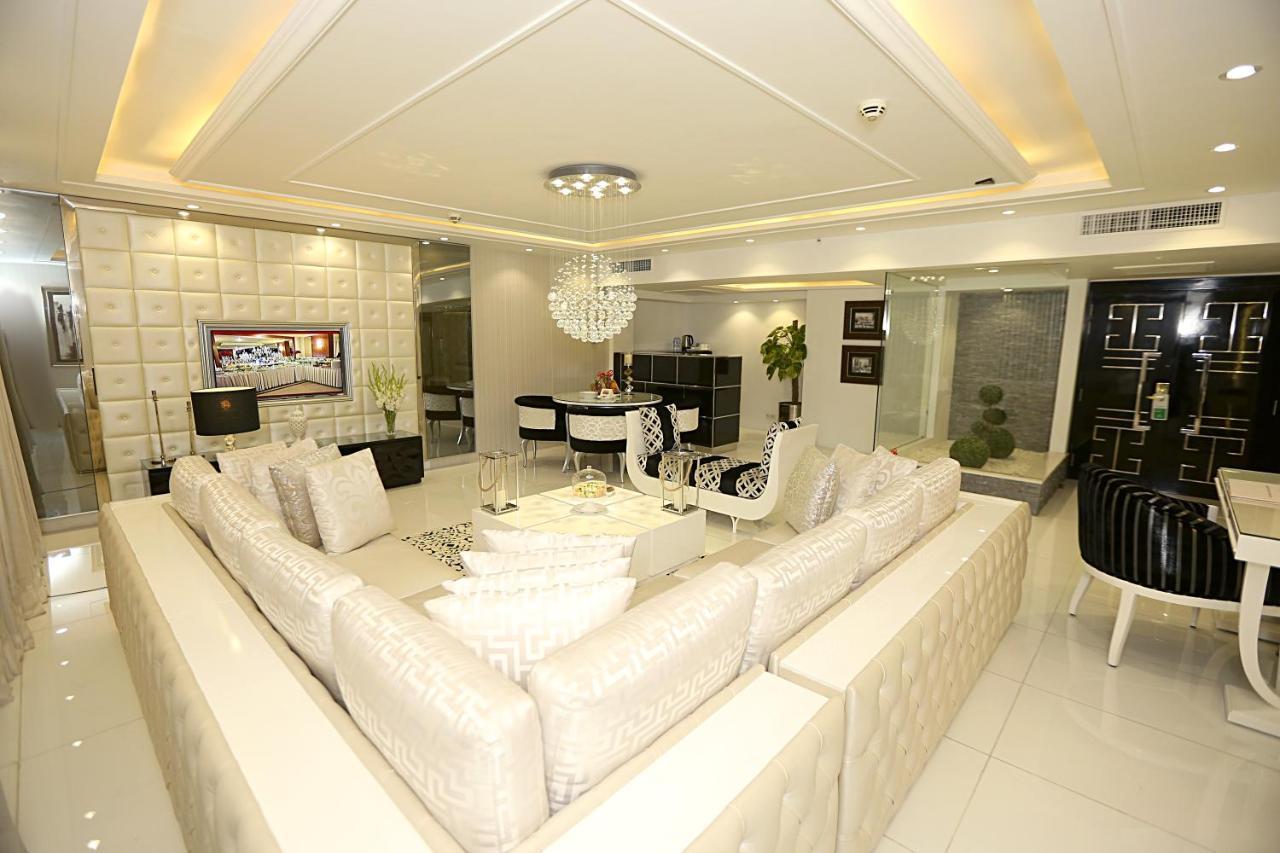 Hotel Ramada By Wyndham Multan Extérieur photo